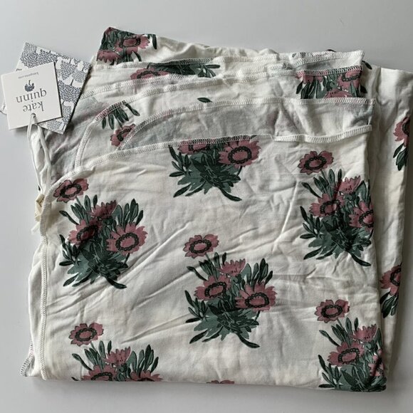 Kate Quinn Pink Calendula Bamboo Baby Swaddle - Picture 4 of 6